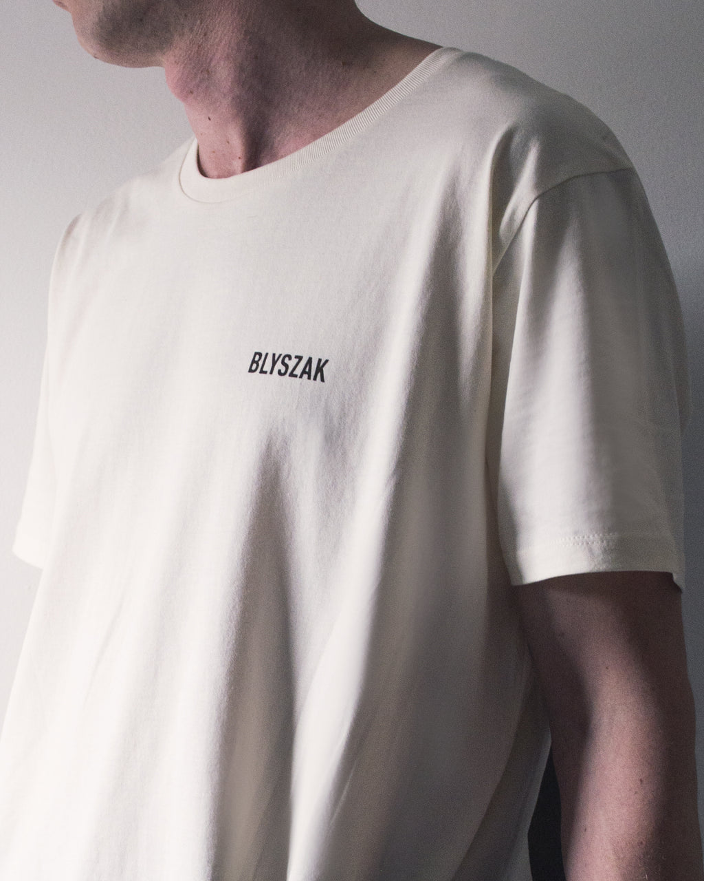 MOMENT SS T-Shirt - Beige - BLYSZAK eyewear BLYKIT - eyewear, optical, sunglasses